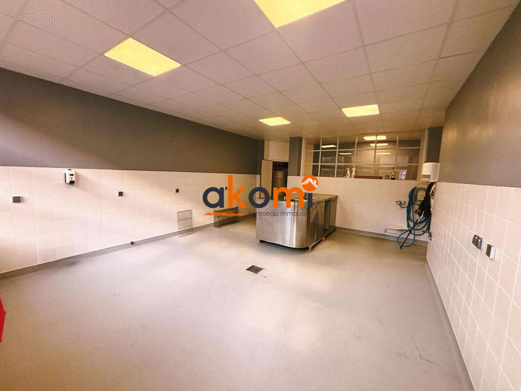 Commerce à LA BRESSE