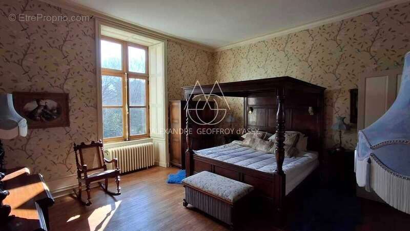 Maison à CHATEAU-GONTIER