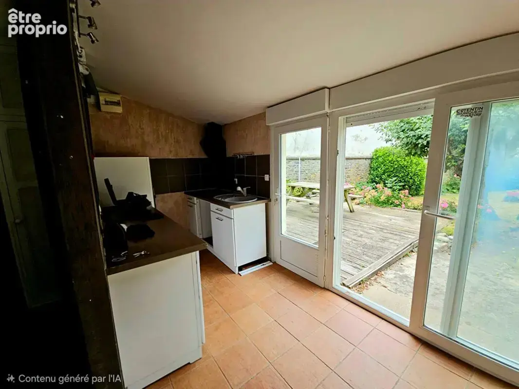 Quartier de la Mairie. Maison 97m² sur une parcelle de 333m² - photo 8