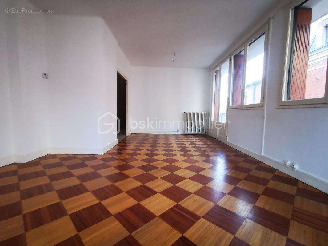 Matabiau - t4 92 m² lumineux -  2 balcons - - photo 3