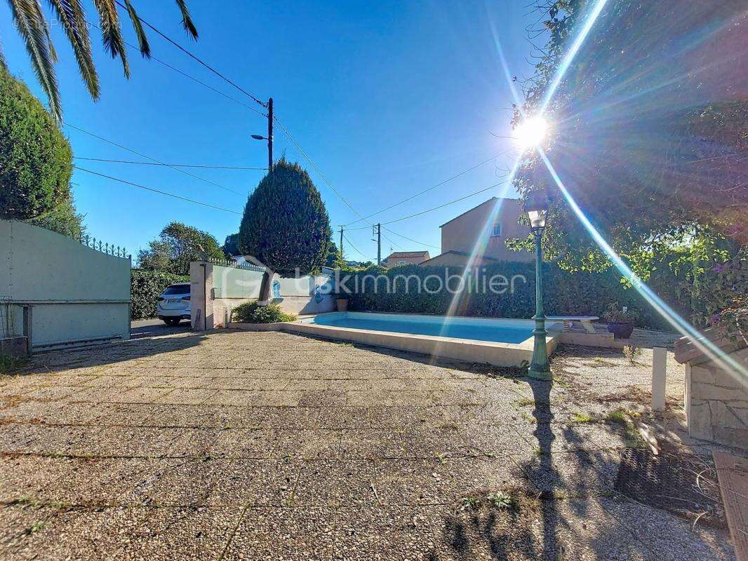 Maison à SIX-FOURS-LES-PLAGES