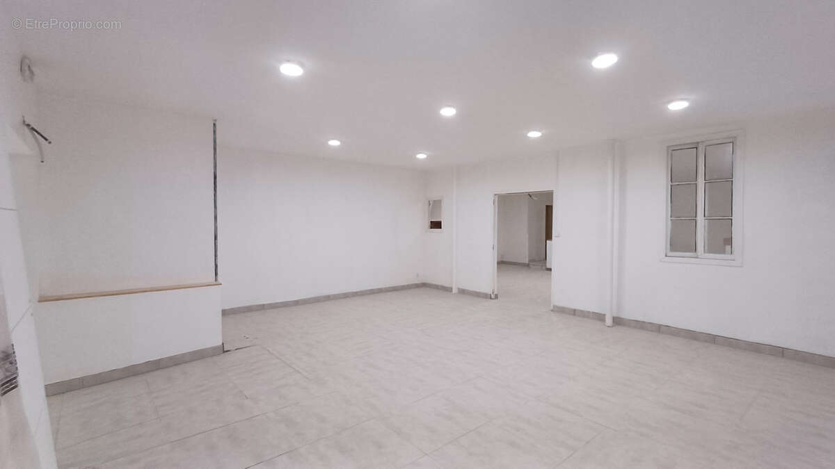 Appartement à OLONZAC