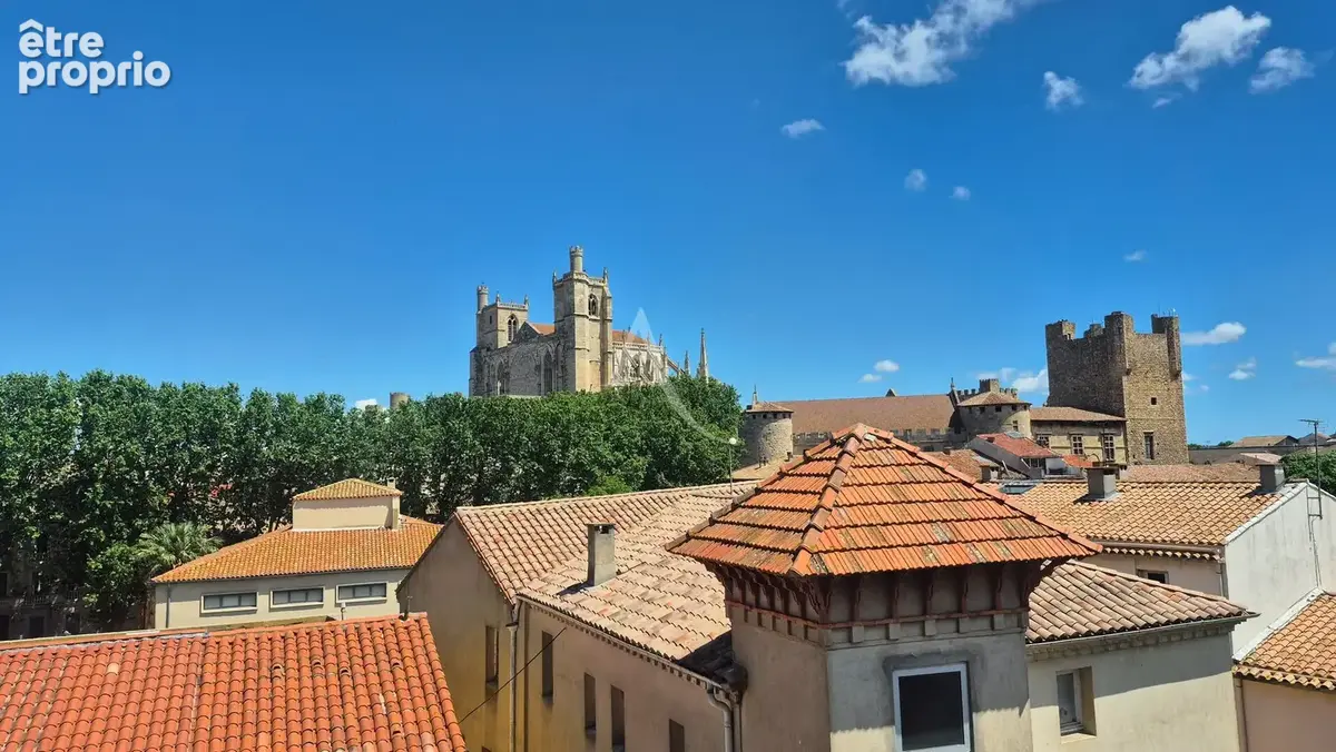 Appartement T3 77m², vue cathédrale, cave, dernier étage - photo 6