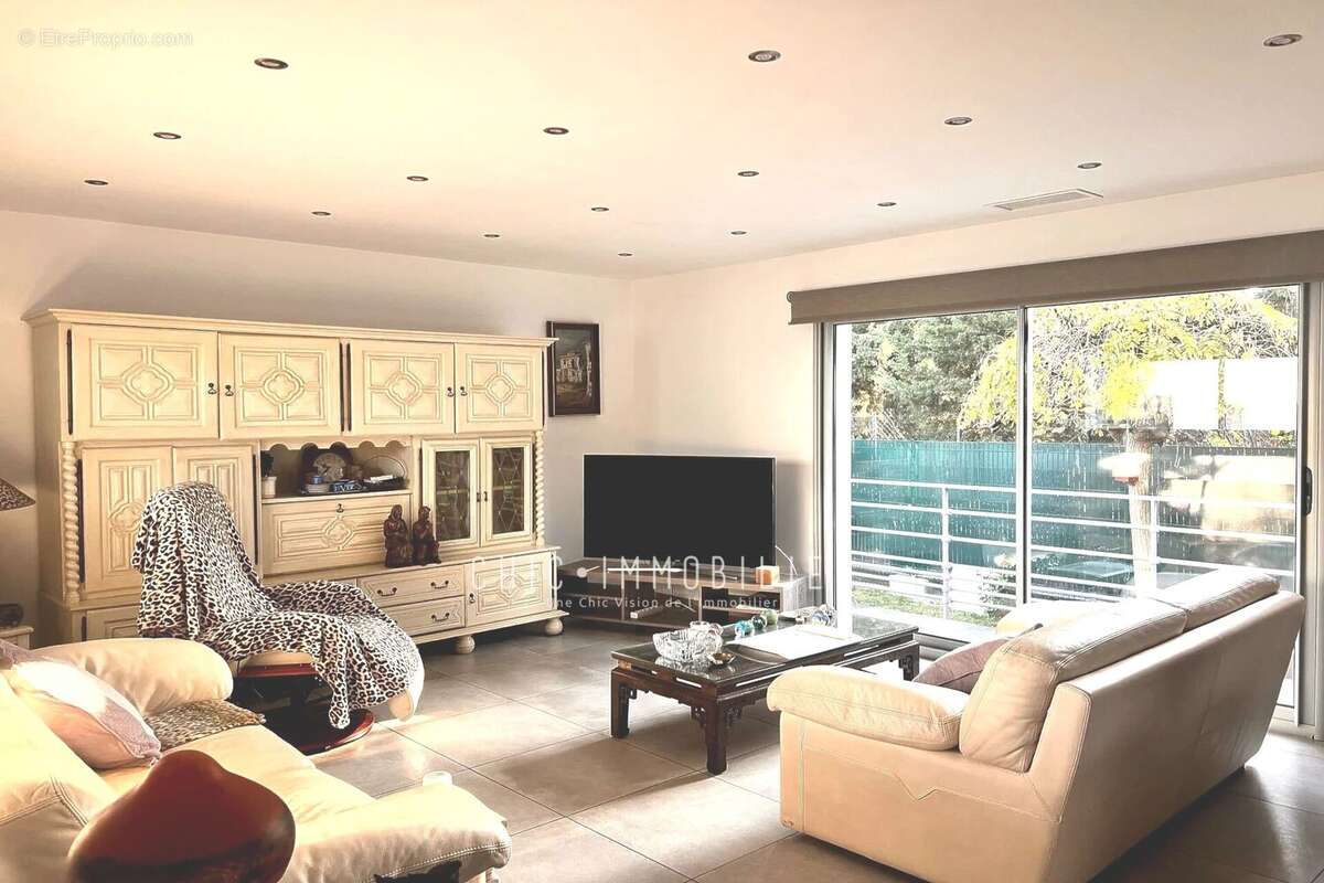 Maison à LATOUR-BAS-ELNE