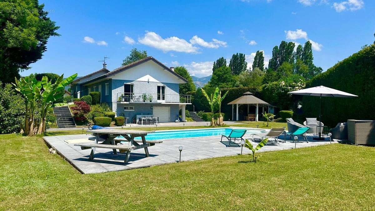 Maison à AMANCY