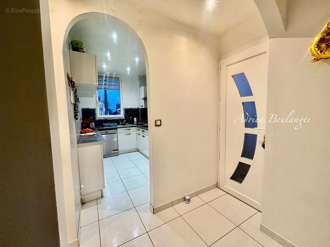 Maison à vendre 5 pièces COMBS LA VILLE (77) - photo 4