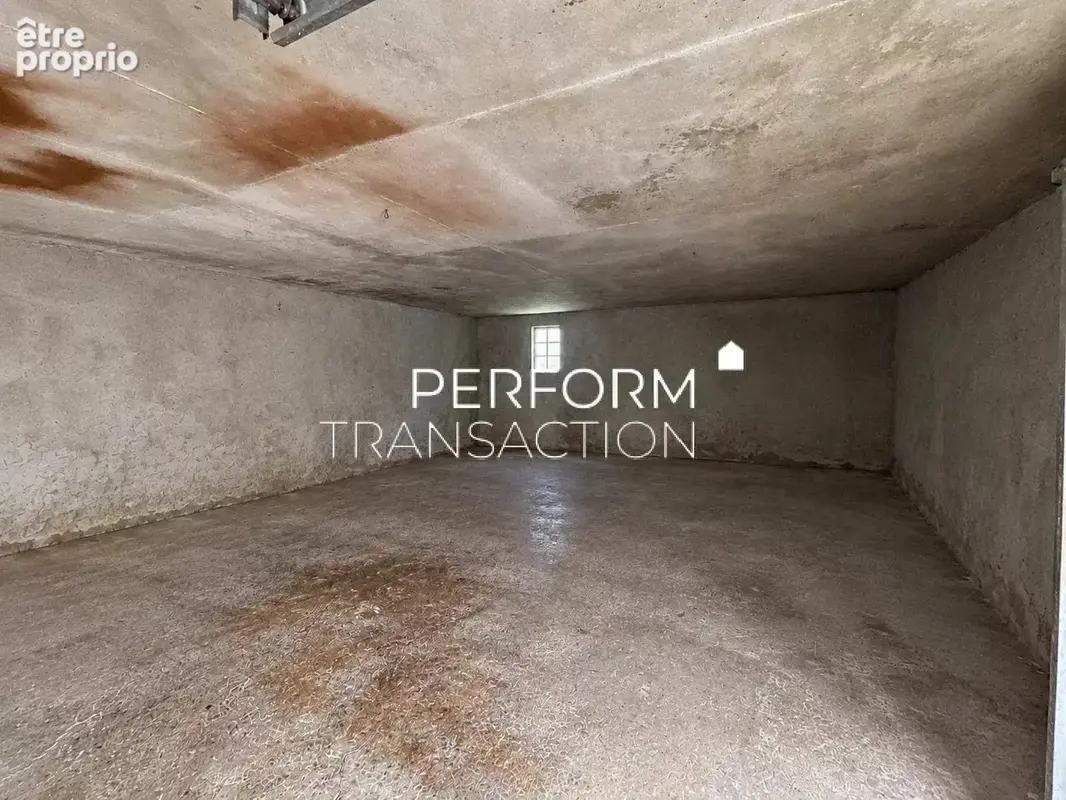Rare à fontaine : garage fermé 3 voitures en copropriété sécurisée ! - photo 3