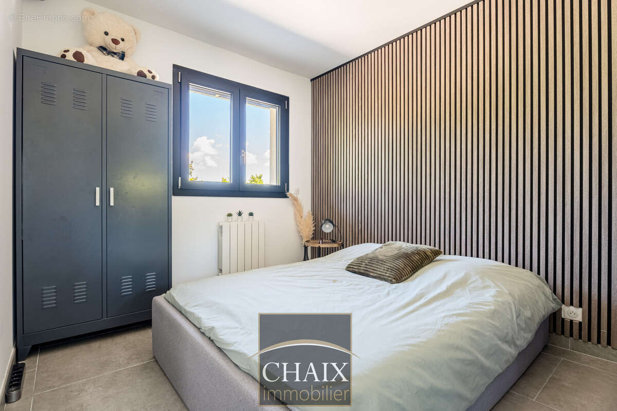 Appartement à PEYNIER