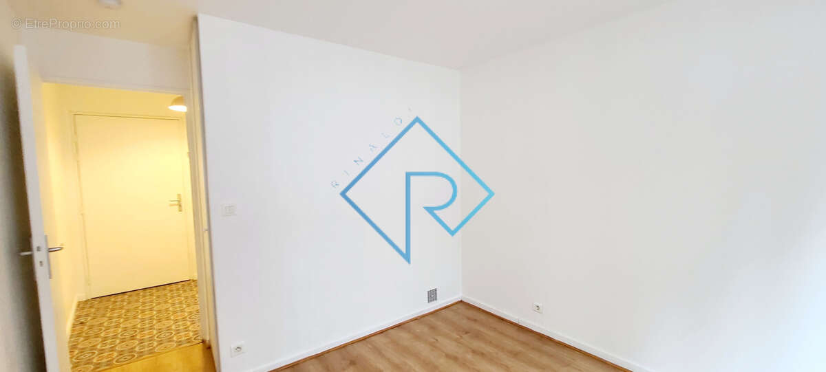 Appartement à PARIS-19E