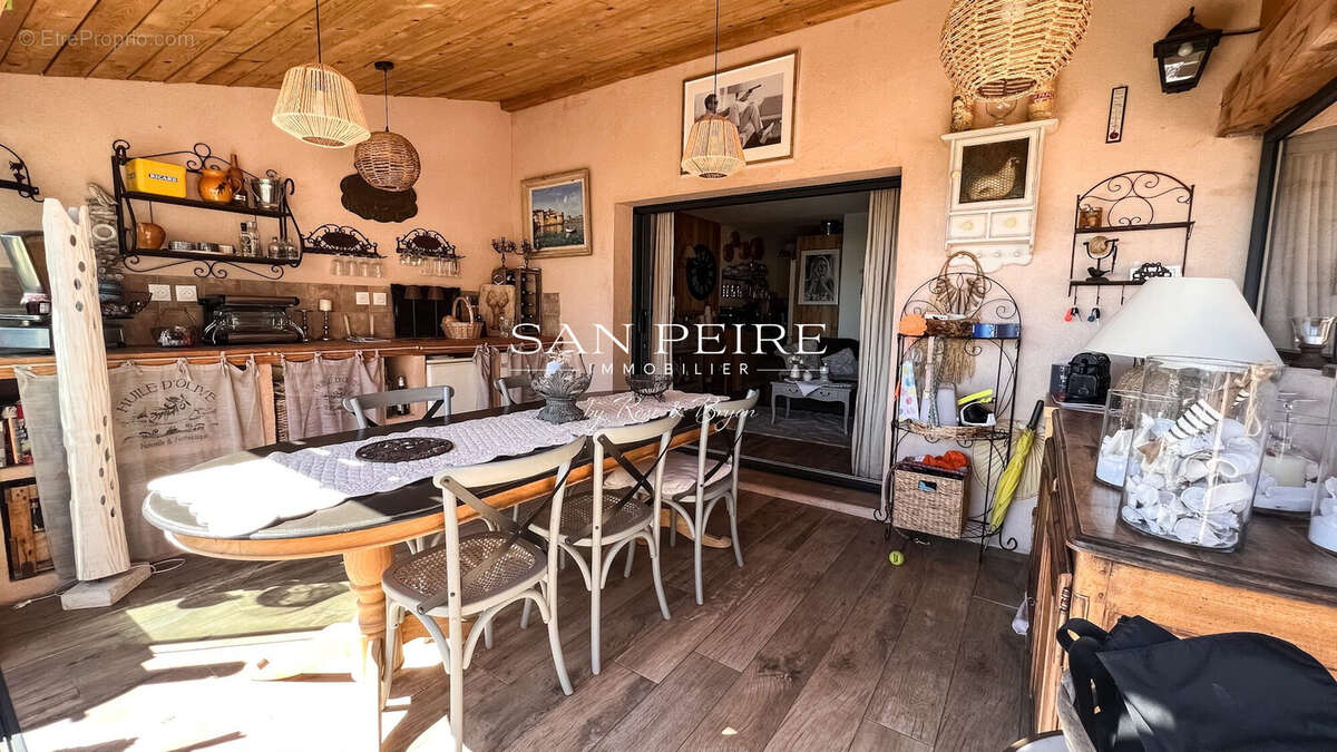 Appartement à LES ISSAMBRES