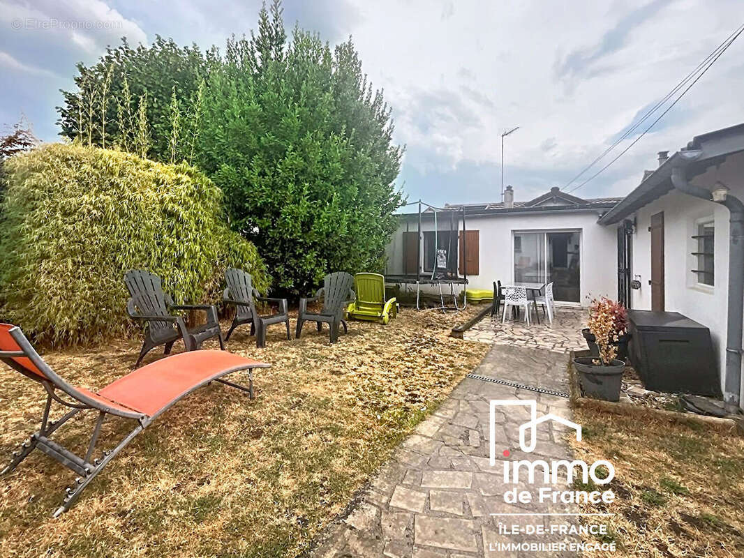 Maison Gagny 4 pièce(s) 86.83 m2 - photo 8