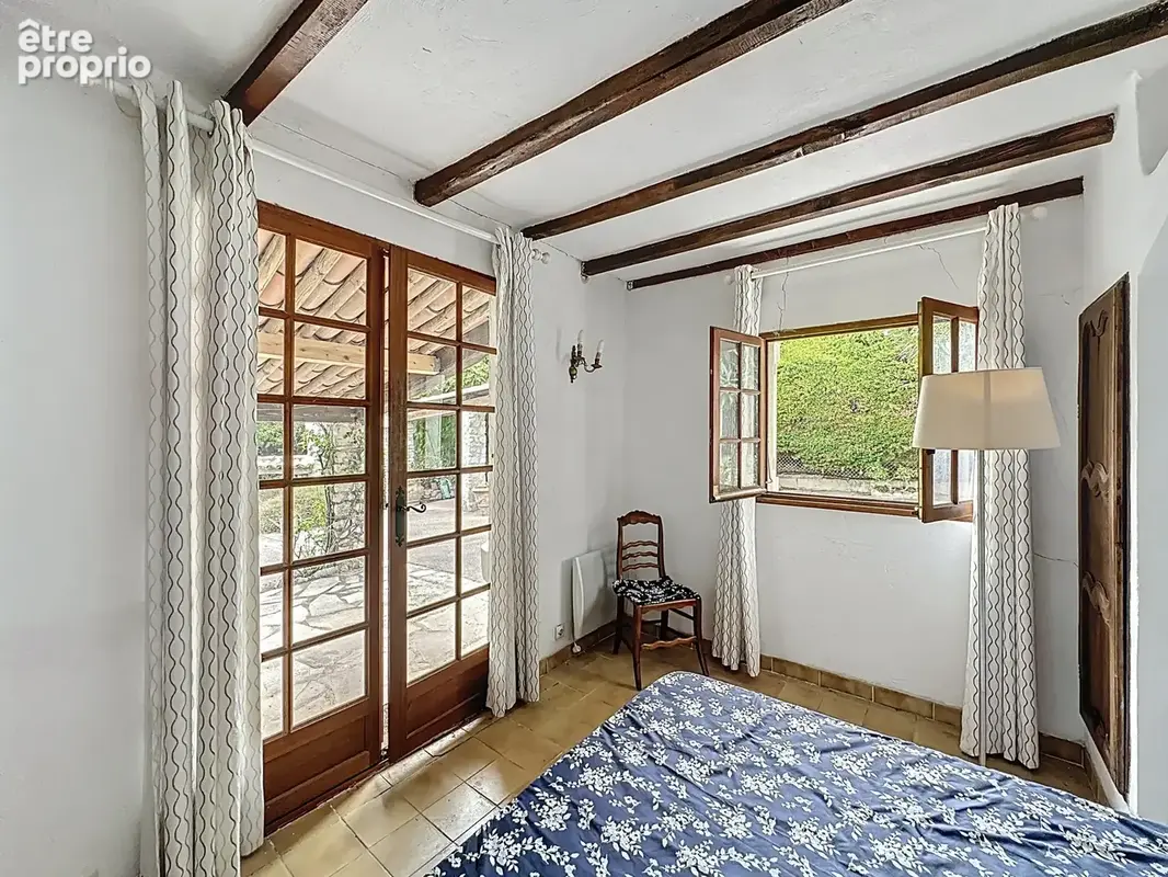 Vence sud - villa provencale de 7 pieces principales - photo 15