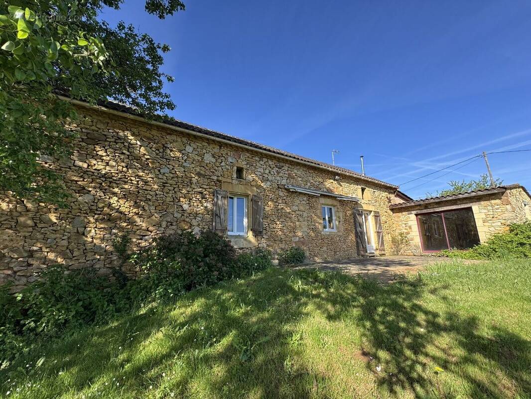 IMG2566 - Maison à SALLES-DE-BELVES