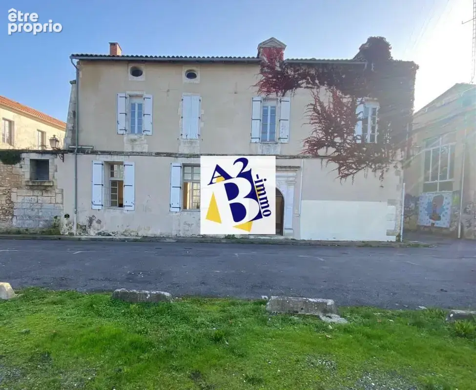 Maison de 300 m2 à ANGOULEME en hôtel particulier remarquable - photo 23
