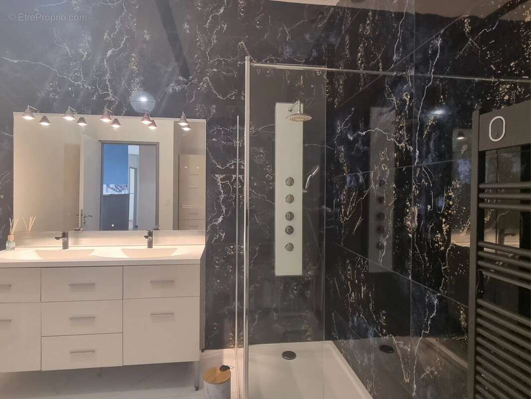 Appartement à SAINT-MARCELLIN