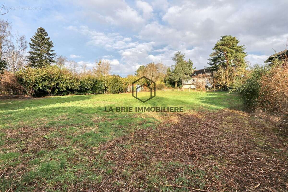 Maison 148 m² à Santeny  - photo 8