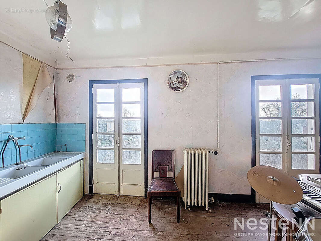 Maison à CASTELNAU-SUR-L'AUVIGNON