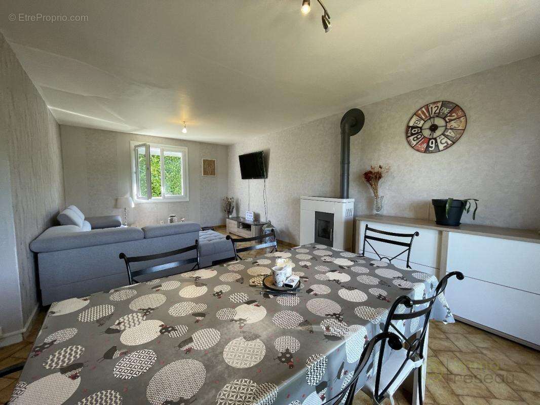 Maison 90 m² à Mainsat  - photo 4