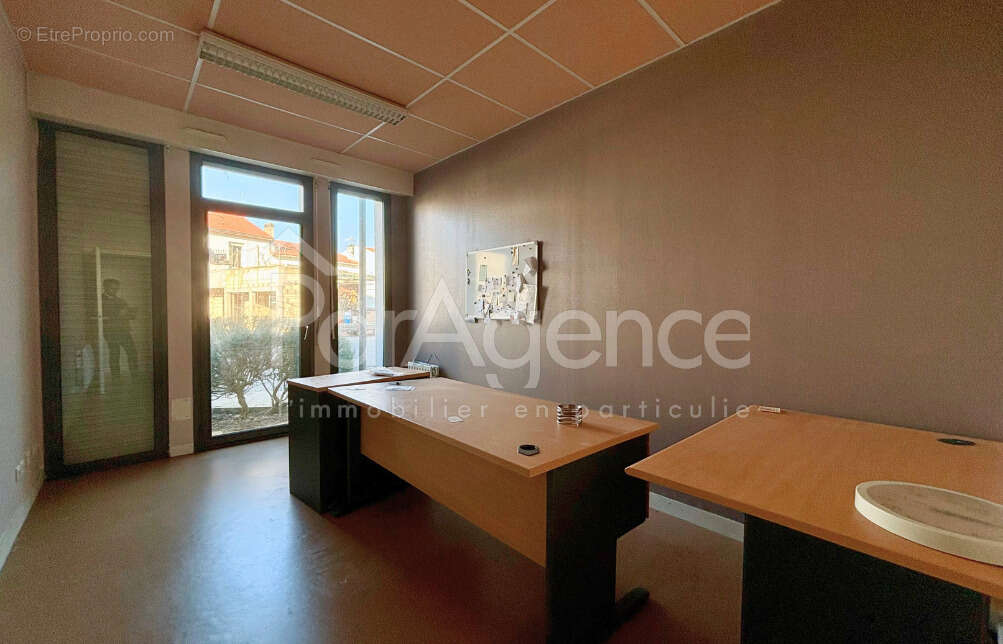 Autre à SAINT-GEORGES-DE-DIDONNE