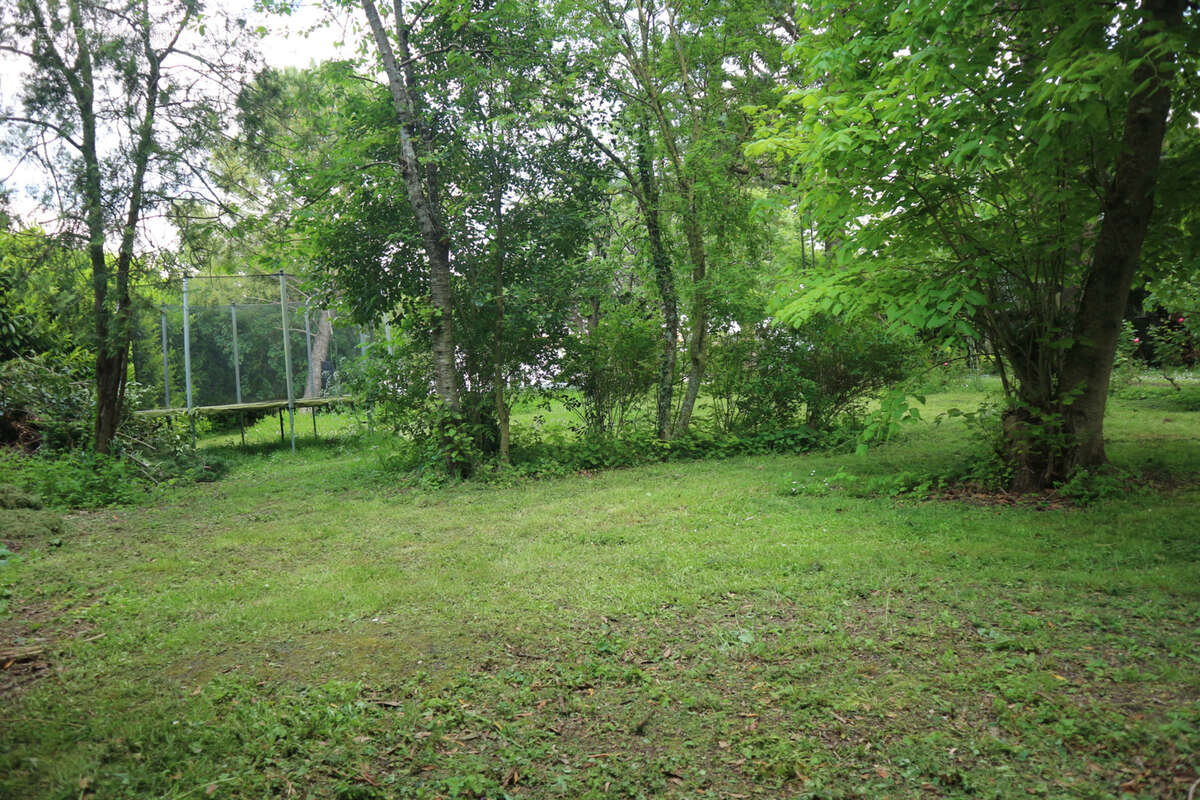 Terrain à LA JARRIE