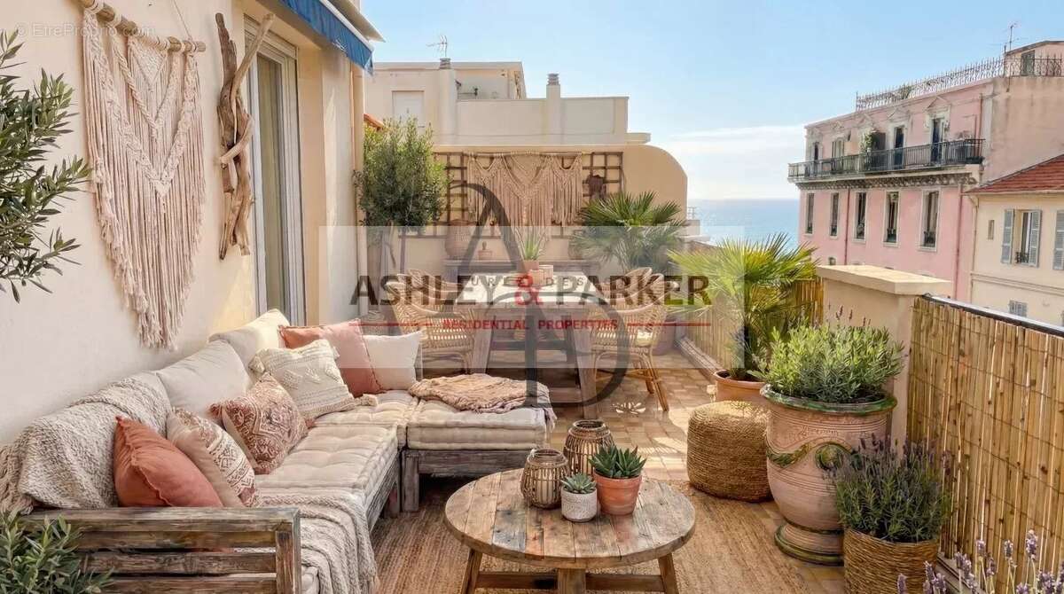 Appartement à NICE