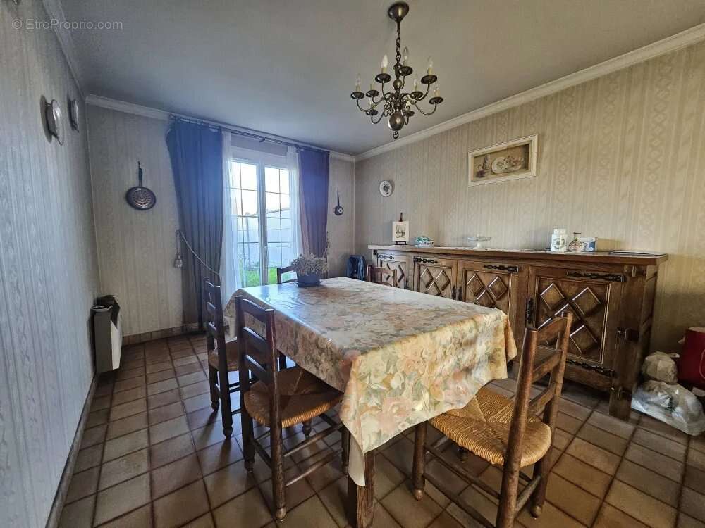 Maison à GRAVIGNY