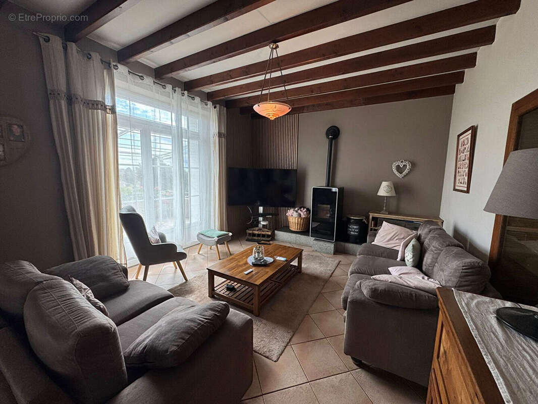 Maison à BESSINES-SUR-GARTEMPE