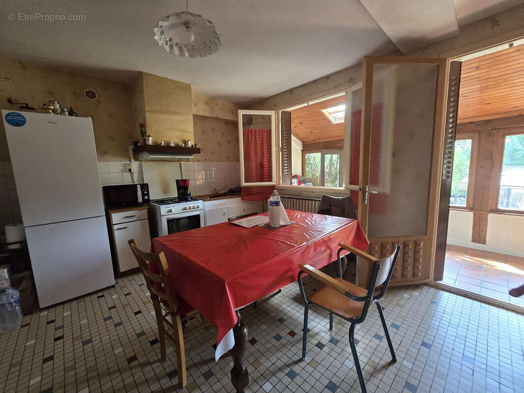 Maison à PUY-GUILLAUME