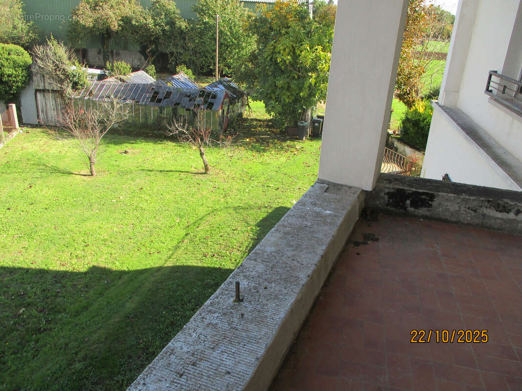 Maison à CEAUX-EN-COUHE