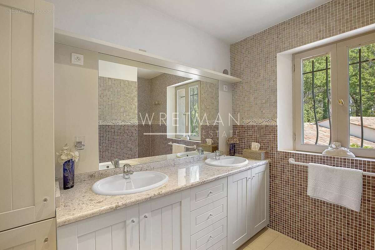 Maison à DRAGUIGNAN