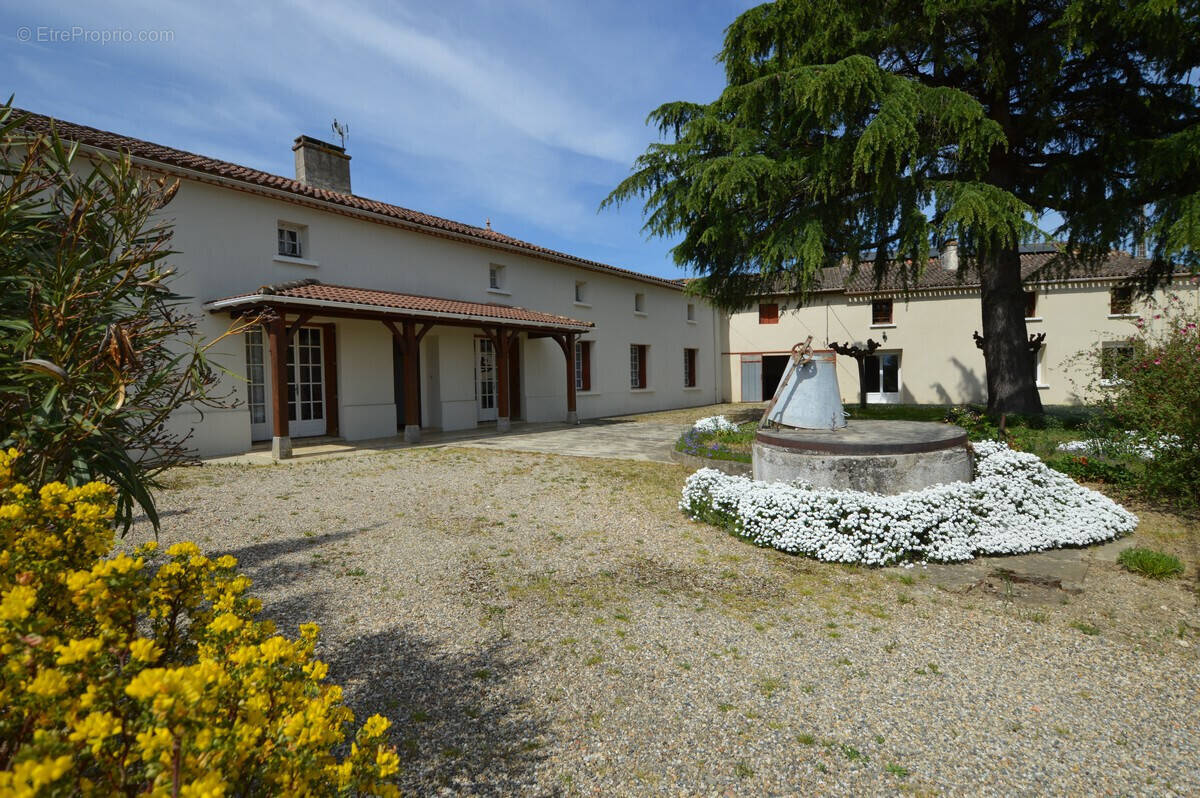 Maison à LEVIGNAC-DE-GUYENNE
