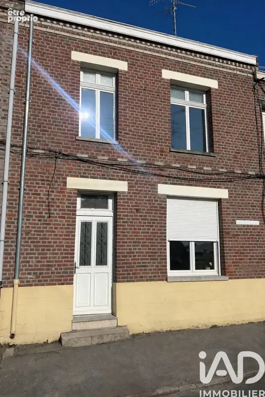 Photo 1 - Maison à SIN-LE-NOBLE
