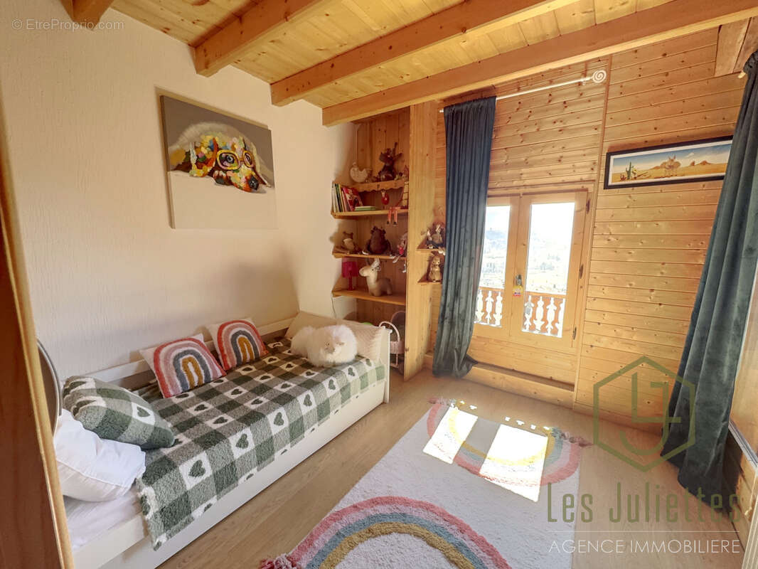 Maison à TANINGES