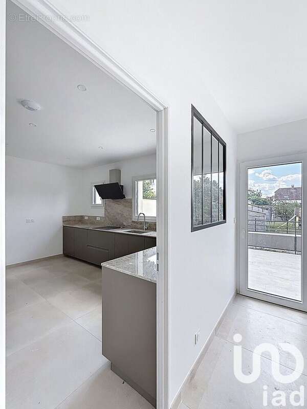 Photo 5 - Maison à MAGENTA