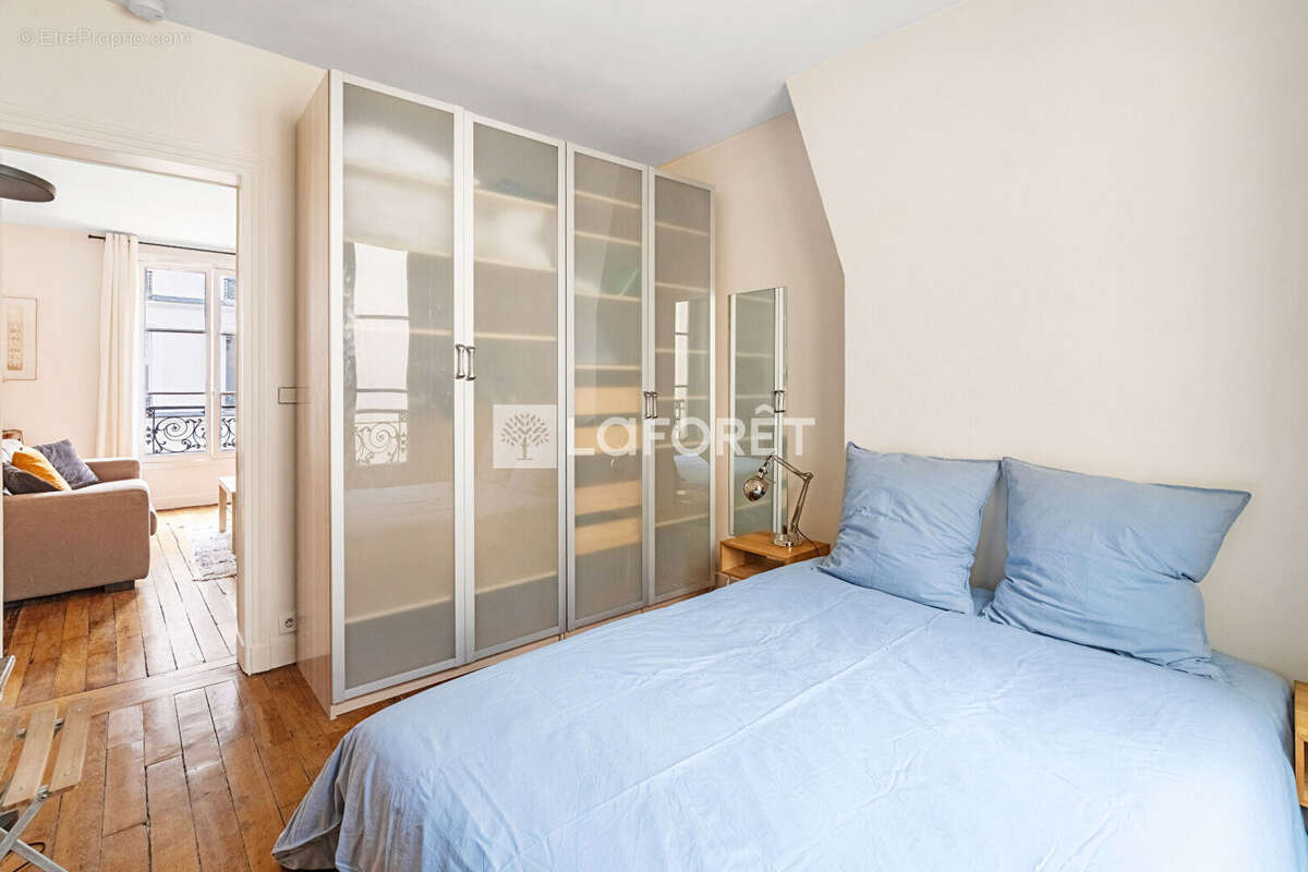 Cachet - Immeuble pierre de taille - coeur du 2ème arrondissement - photo 12