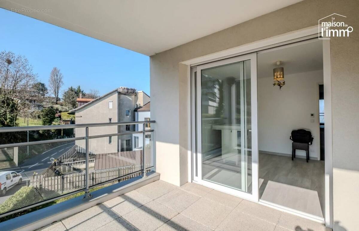 Appartement à EVIAN-LES-BAINS