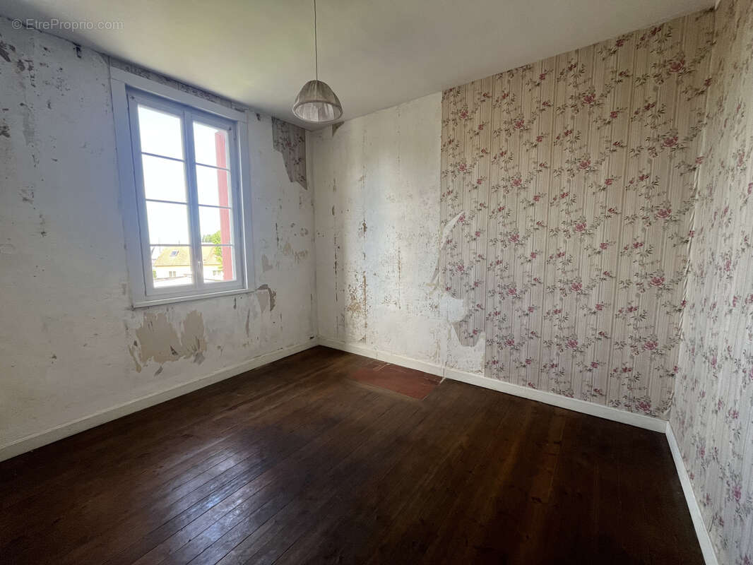Maison avec deux chambres à TULLY - photo 9