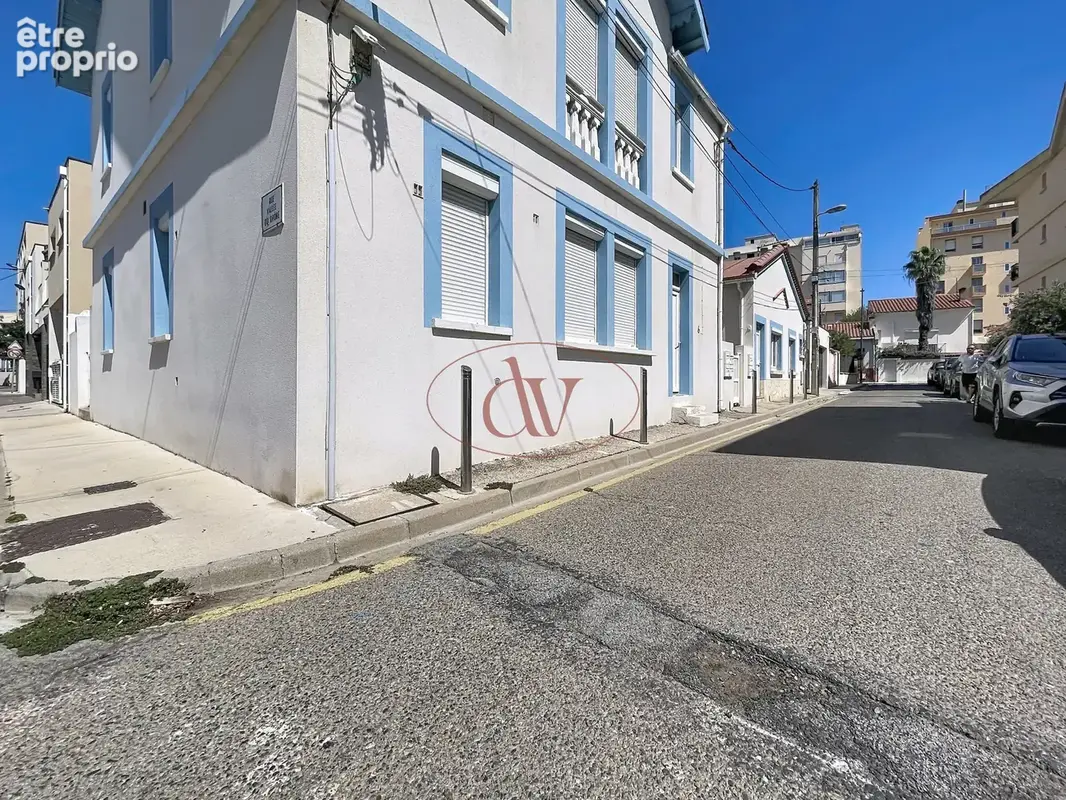 Immeuble de rapport / canet plage/ 5 appartements t2 + 1 appartement t3 / 213 m2 hab - photo 3