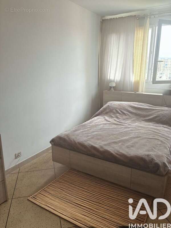 Photo 9 - Appartement à MARSEILLE-3E