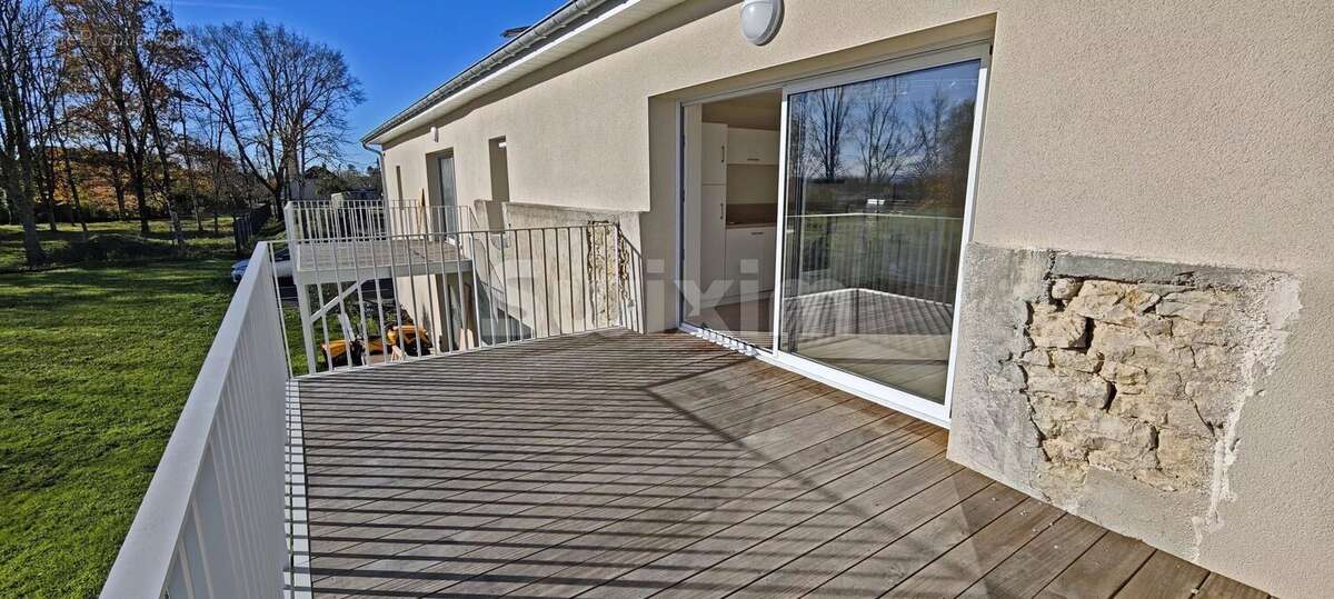 Appartement à LE DESCHAUX