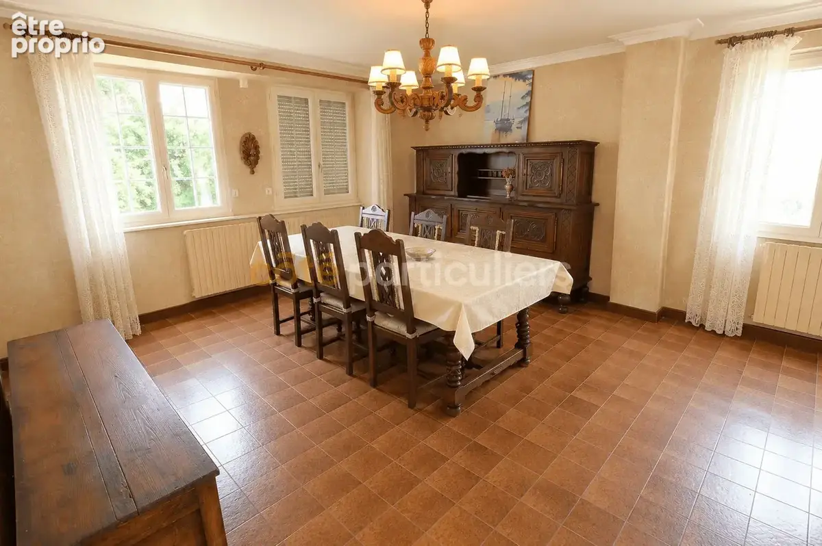 Maison - 7 pièce(s)  - 161 m2 - terrain 4000m² - photo 3