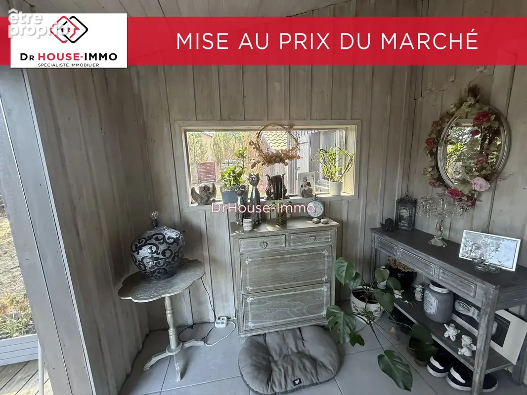 Maison 215 m² à Saint-Jean-D'illac  - photo 2