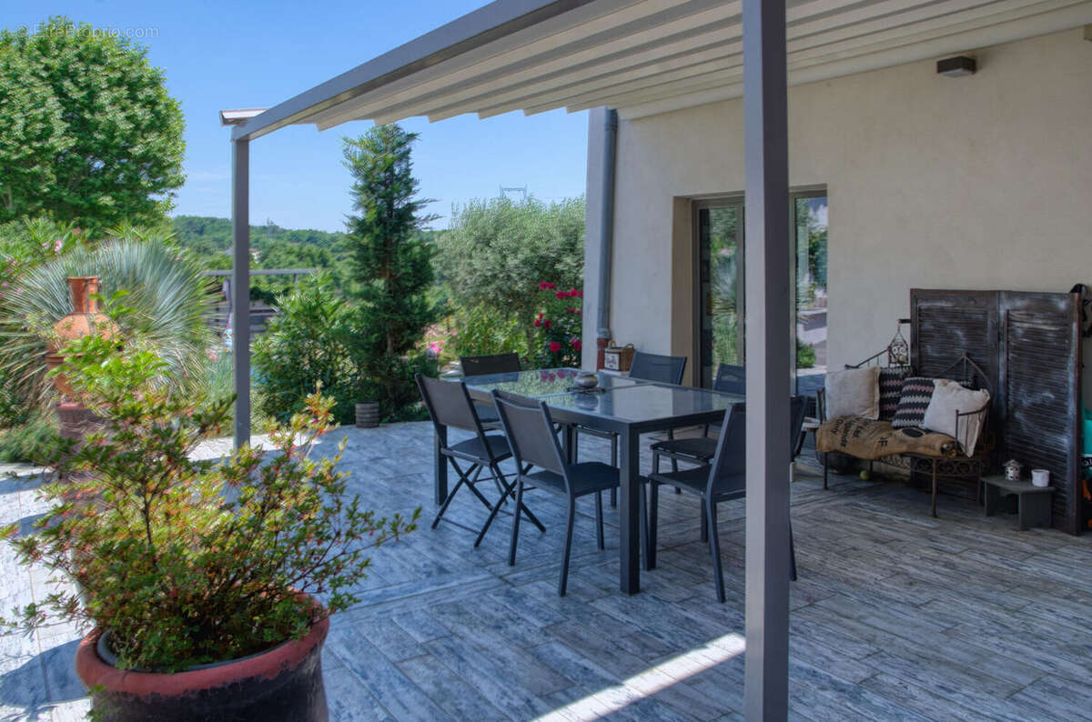 Photo 2 - Maison à MASSIEUX