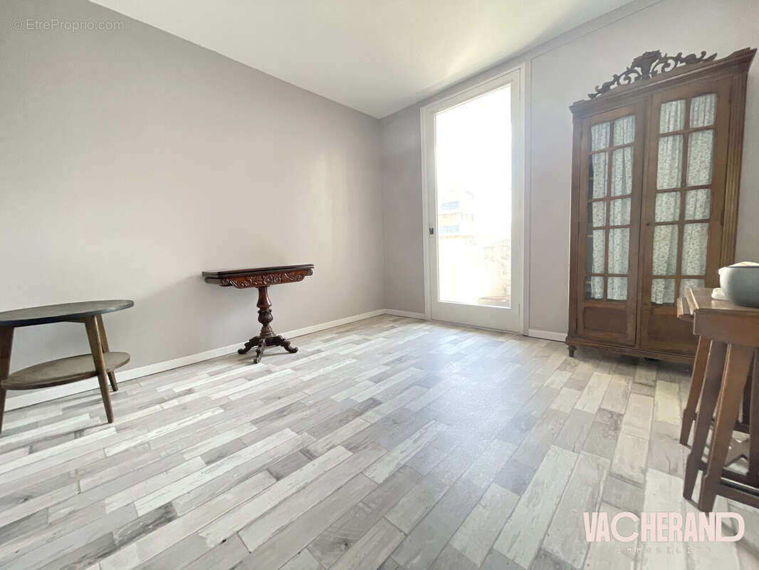 Appartement 94 m² à Lille  - photo 8