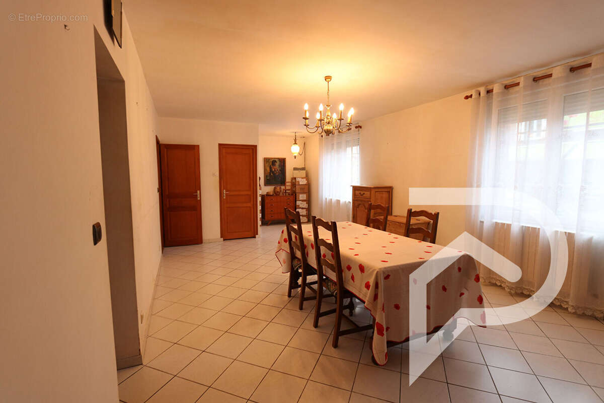 Centre ville ribecourt-dreslincourt enorme potentiel - photo 10