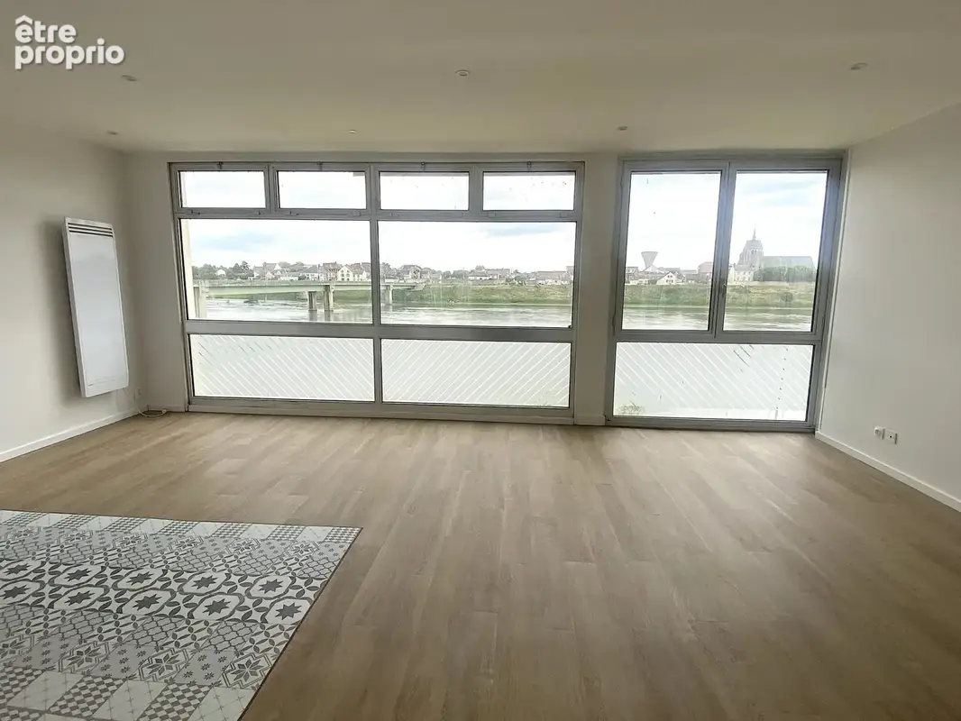Appartement 3 pièces 77 m² à vendre à Jargeau (45150) - photo 2