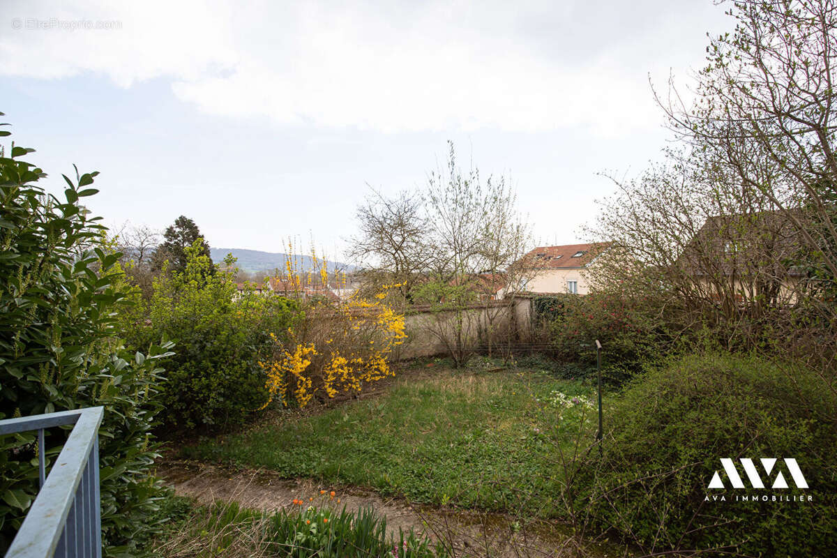 Appartement à PONT-SAINT-VINCENT
