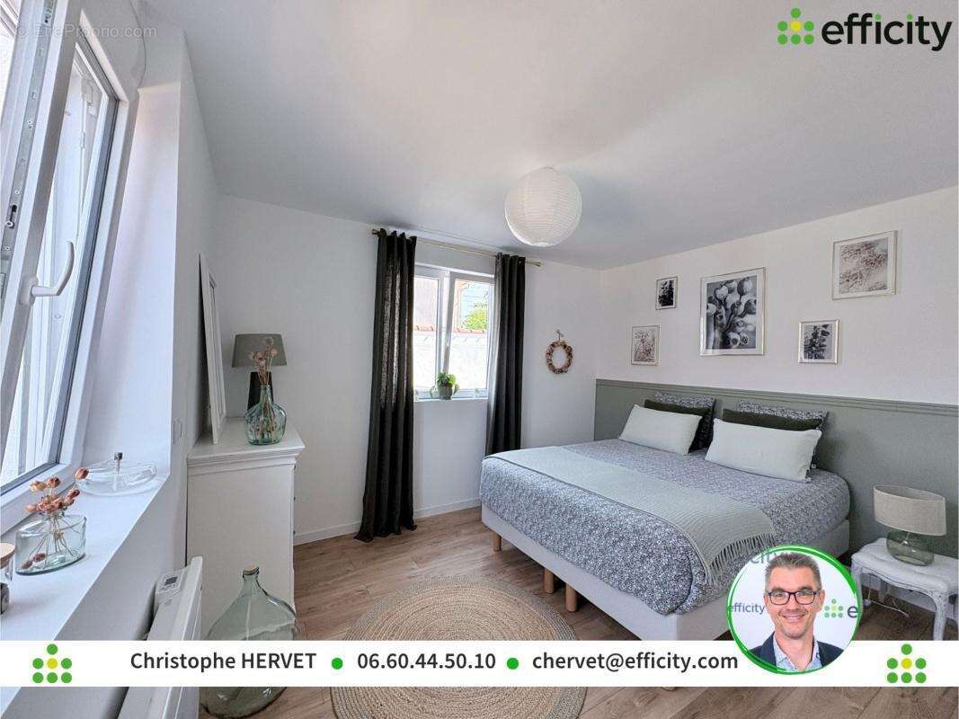 Maison 247 m² à Angouleme  - photo 9