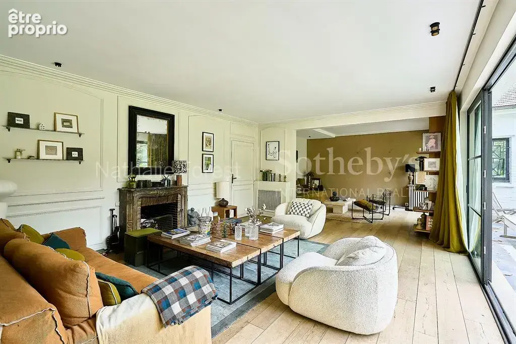 Croix Résidentiel , très jolie maison contemporaine  érigée en plain pied , 5 ch sur 2420 M2 de terr - photo 4