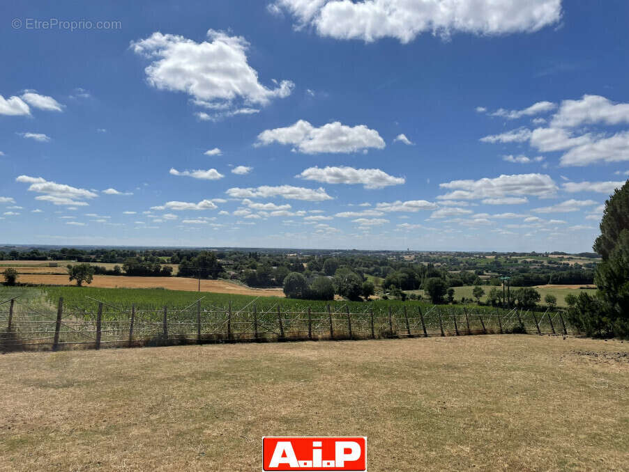 Maison à SAINT-MESMIN